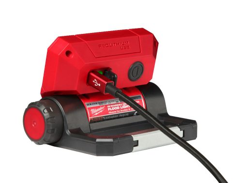 Milwaukee Usb tölthető szórt fényű lámpa L4FFL-201