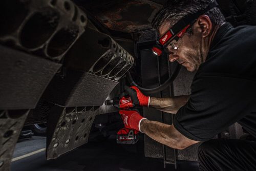 Milwaukee fejlámpa USB tölthető IR HL450